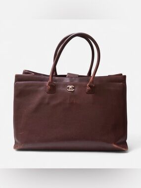CHANEL Vintage Burgundy XL Executive Cerf Tote with Silver Double C